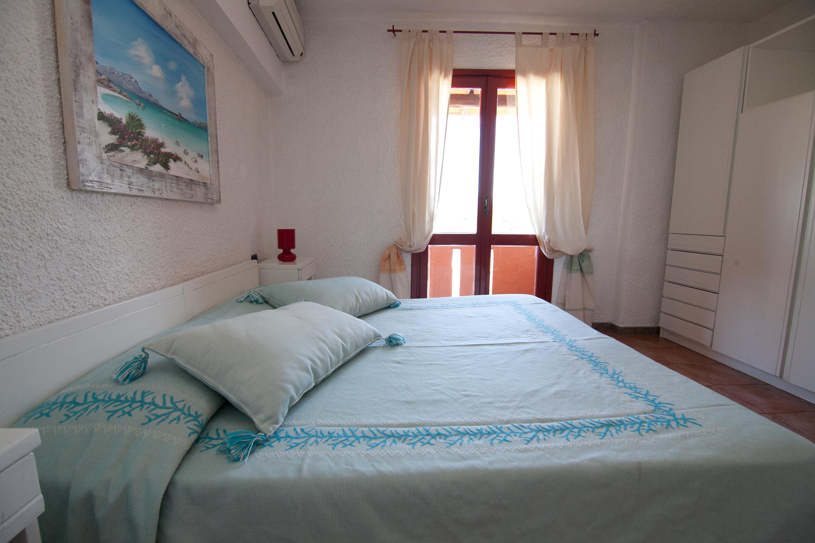 Hotel Club Esse Cala Bitta Baja Sardinia Exterior foto